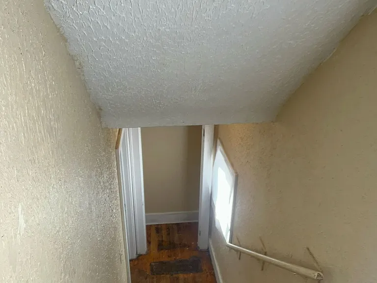 17673 Westbrook St — Photo 13