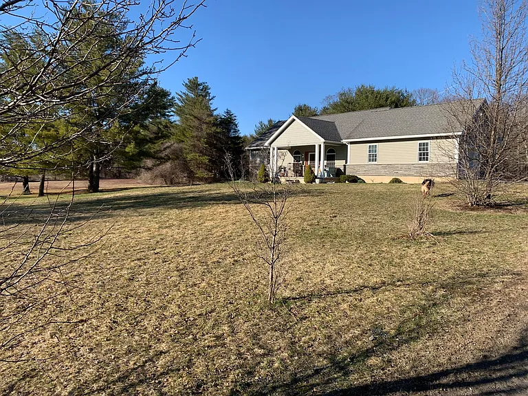 2738 W Lydius St — Photo 29
