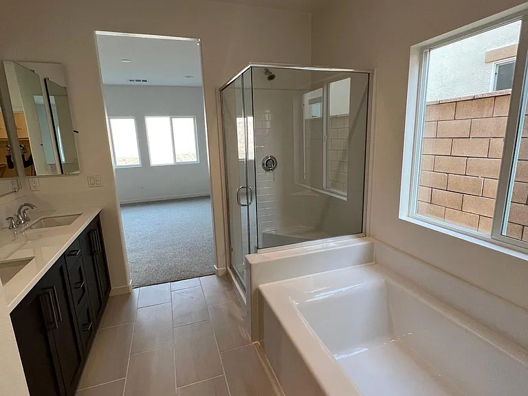 15544 Kings Peak Dr — Photo 16