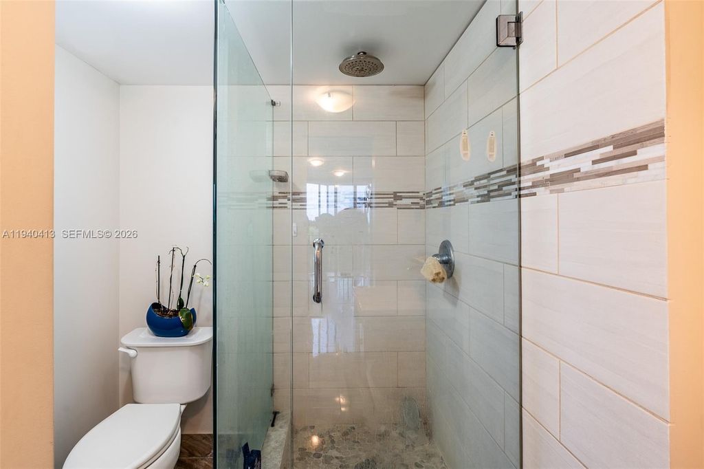 3400 Blue Lake Dr APT 505, photo 7