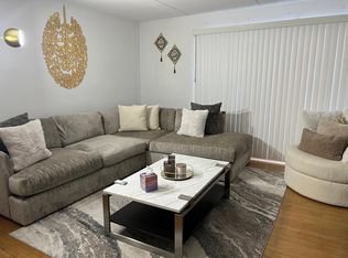 7315 Tiffany Dr, Orland Park, IL 60462