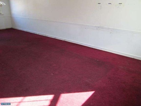 2nd image of 4013 Oakmont St
