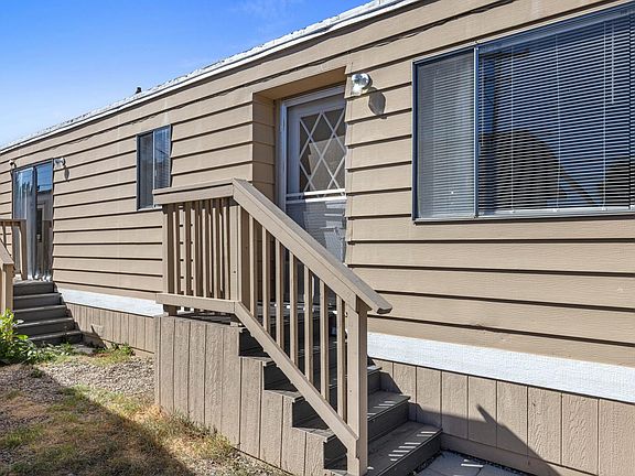 2nd image of 5835 Cherokee Rd #32
