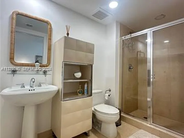 1830 Ocean Dr #CU-2010 — Photo 10