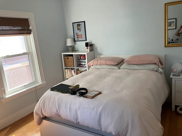 Bedroom 2, 2nd floor