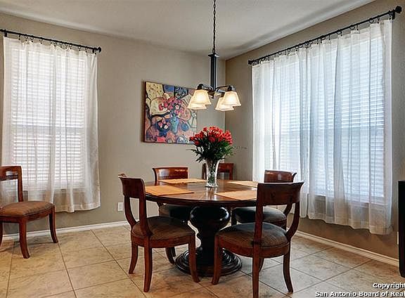 5th image of 2604 Cloverbrook Ln