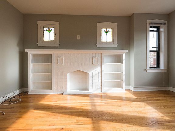 2nd image of 1100 W George St APT 3