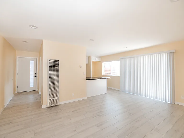 17561 Jefferson Ln #A — Photo 11