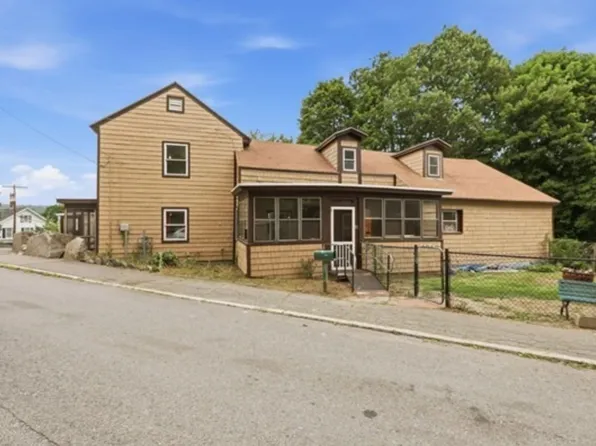 50 South St, Fitchburg, MA 01420