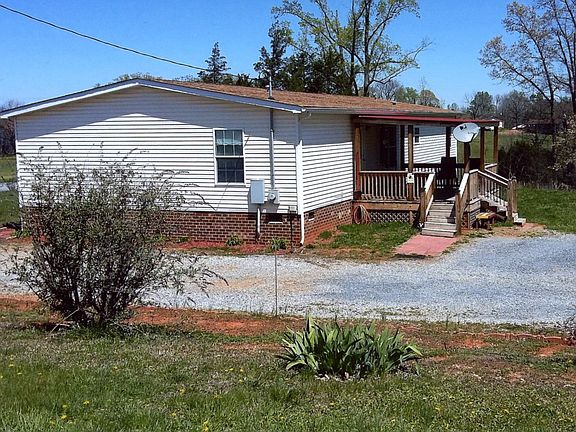 3rd image of 1010 Gosling Dr
