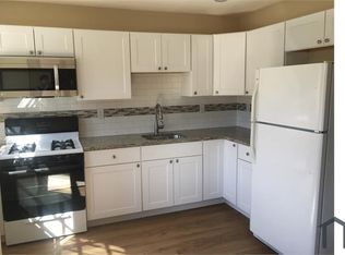 835 Middlesex Rd, Baltimore, MD 21221