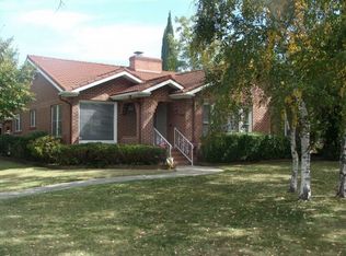 1680 W Acacia St, Stockton, CA 95203