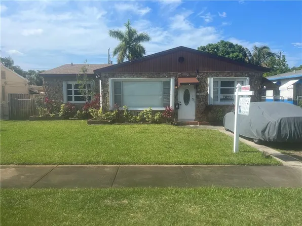 1942 Roosevelt Street, Hollywood, FL 33020