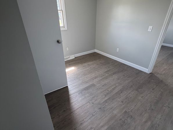 900 Kumler St #2