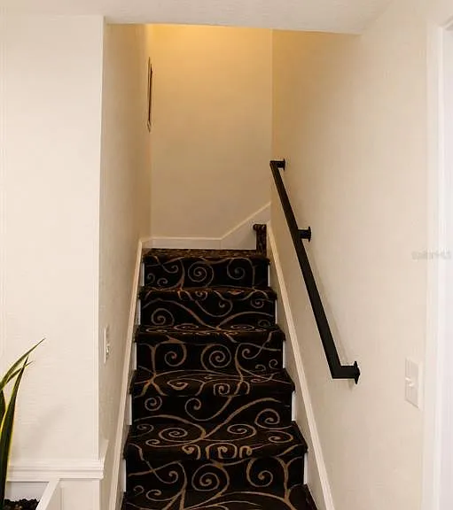 12416 Cobble Stone Dr — Photo 23