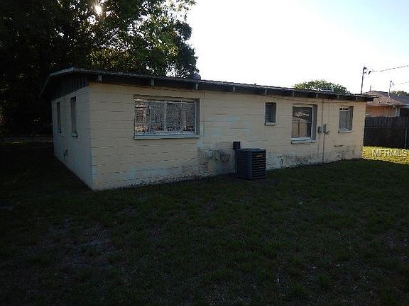 4th image of 1726 Darlington Dr