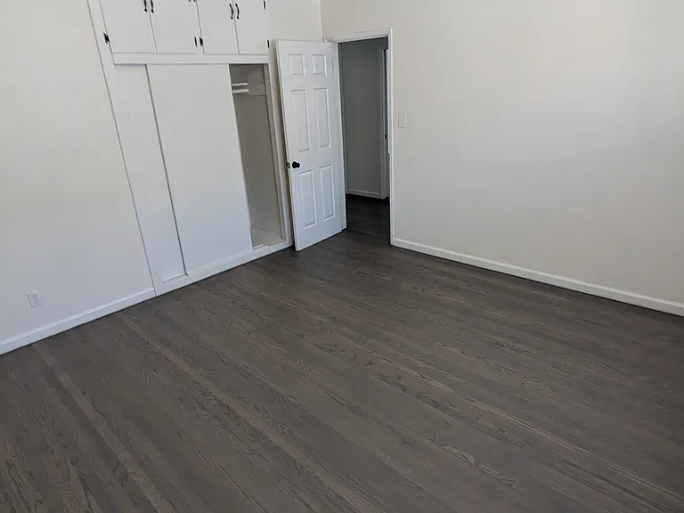 9236 California Ave — Photo 7