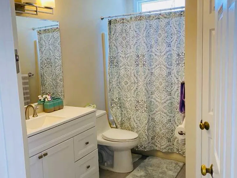 3030 Ferncrest Dr #2 — Photo 8