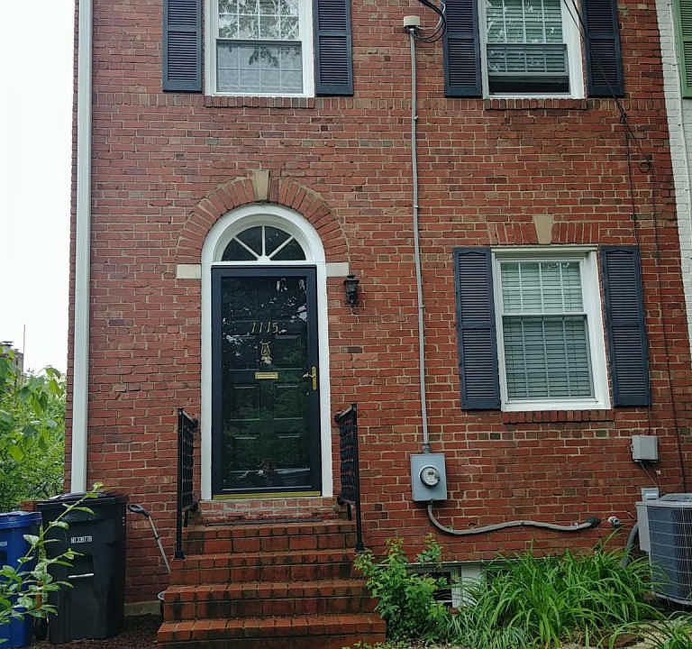 1st image of 1115 Powhatan St