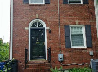 1115 Powhatan St, Alexandria, VA 22314