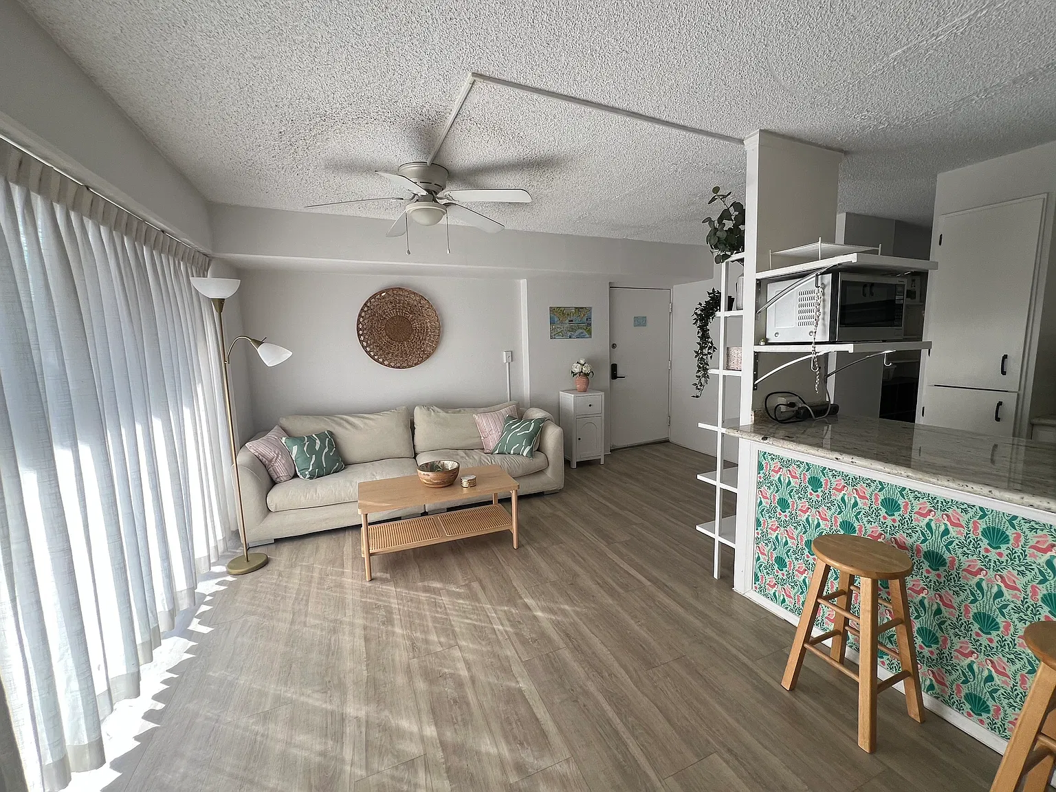 1690 Ala Moana Blvd — Photo 3