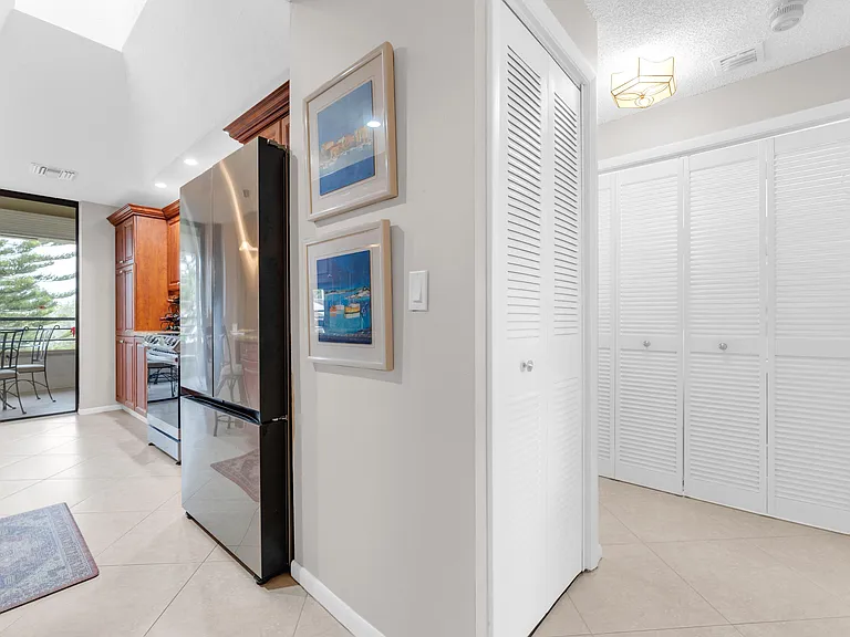 7460 La Paz Blvd #309 — Photo 14