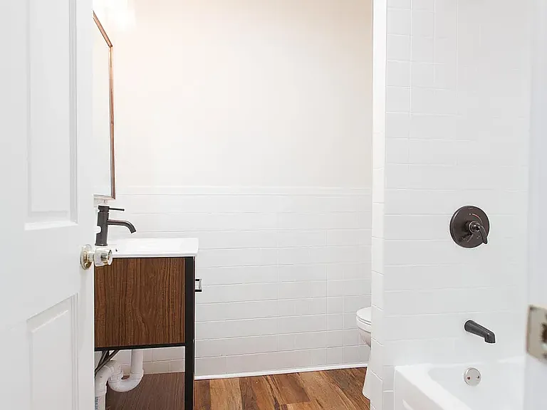 2 Elbow St #1 — Photo 10