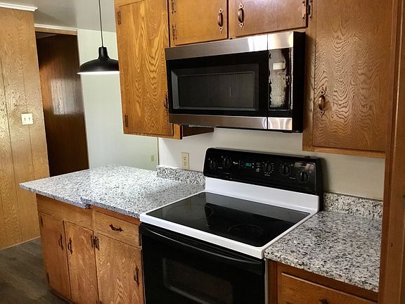 4th image of 1008 Eagle Hill Trl
