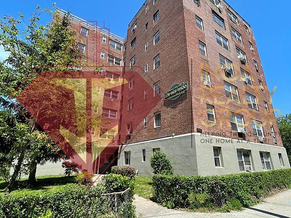 2nd image of 2465 John Fitzgerald Kennedy Blvd #4F