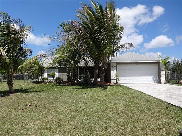 1st image of 2319 SW Kent Cir