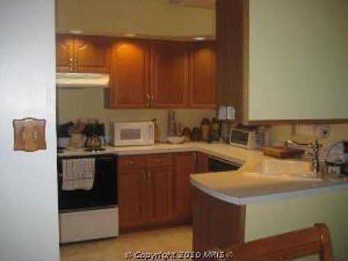 3rd image of 1653 Westwind Way #194