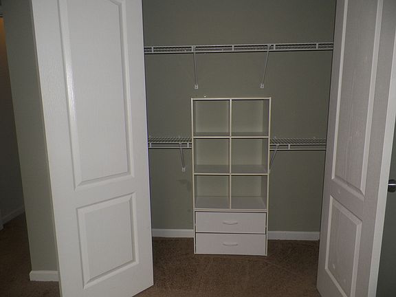 5th image of 406 Cashmere Dr