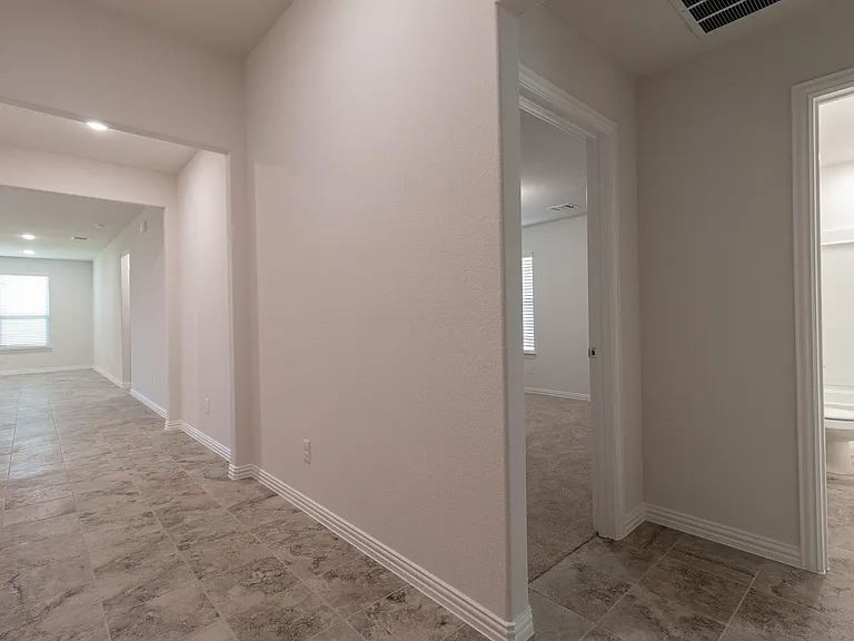1017 Verde Valley Ln — Photo 17