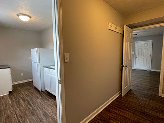 5th image of 1022 Brandy Ln APT A