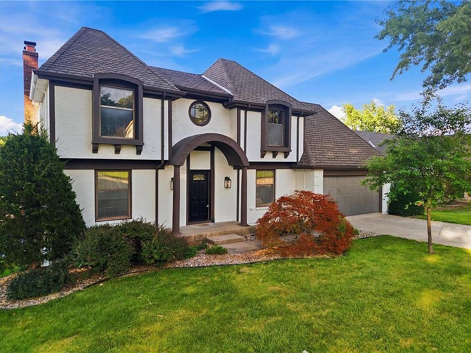 1st image of 3628 NE Basswood Dr