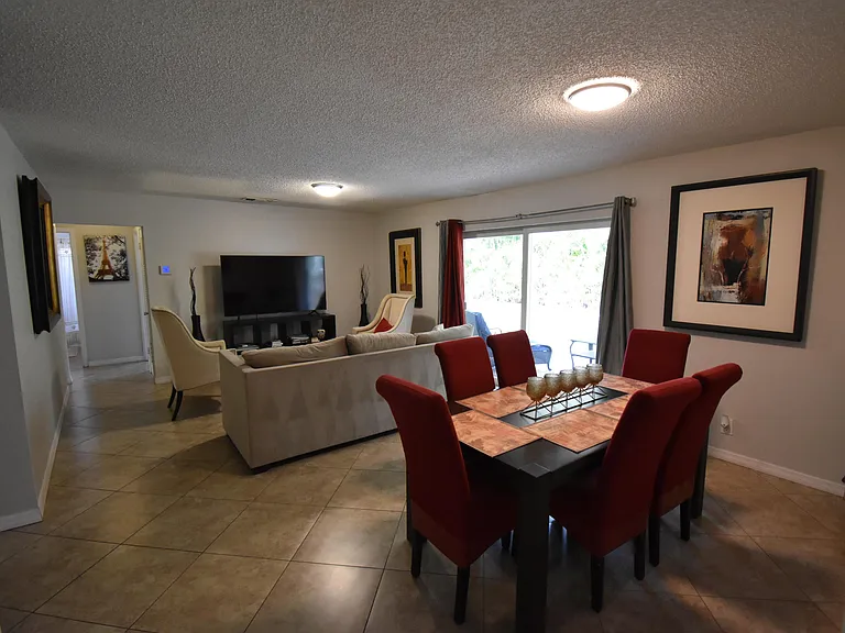 9426 Southampton Pl — Photo 11