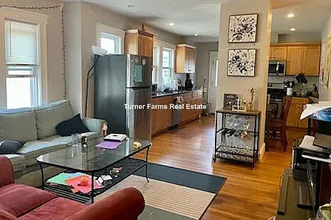 66 Frederick Ave — Photo 4