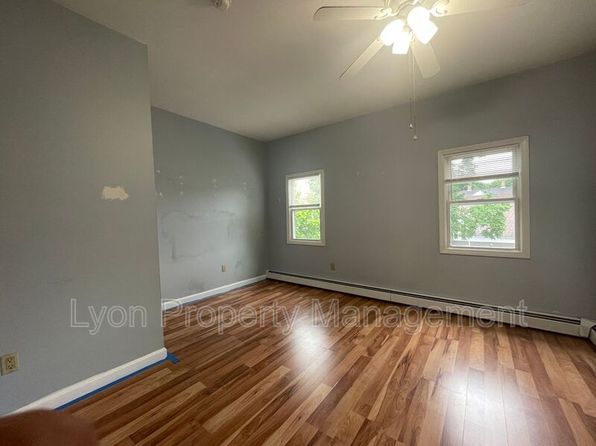 12 Clark Ct #3R
