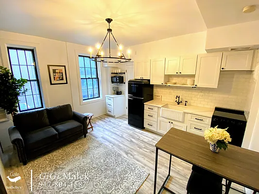 Sold by Daniel Gale Sotheby's International Realty | media 2