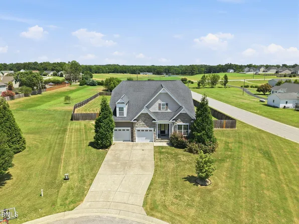 24 Afton Ct, Fuquay Varina, NC 27526
