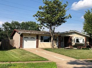 1365 Verlene Dr, Florissant, MO 63031