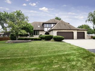 8821 W 99th Pl, Palos Hills, IL 60465