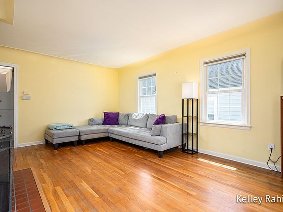 2nd image of 1312 Allerton Ave SE