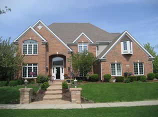 1668 Imperial Cir, Naperville, IL 60563