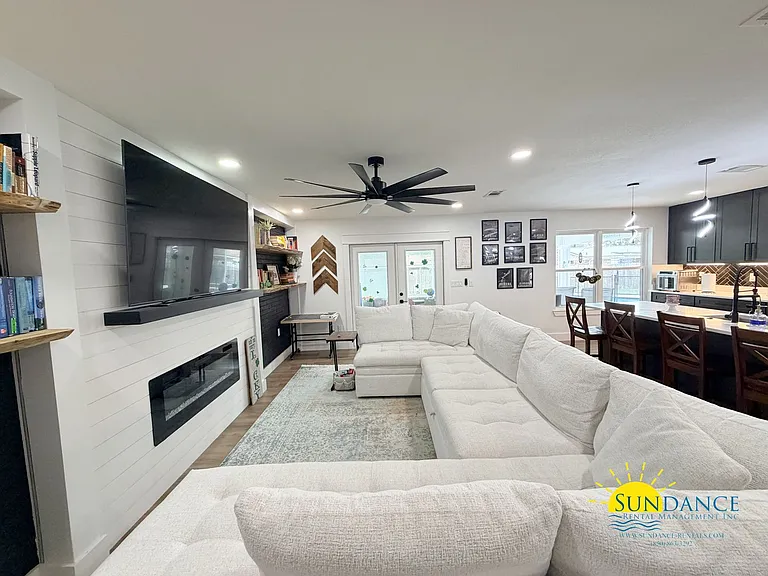 618 Country Club Ave — Photo 13