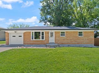 2010 Mary Lee Dr, New Albany, IN 47150