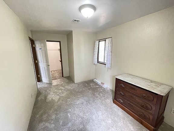 3rd image of 97860 Chilcote Ln