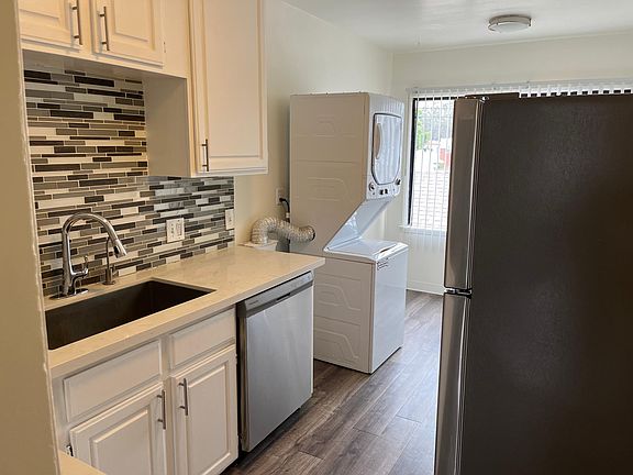 3rd image of 221 Argonne Ave #1/2