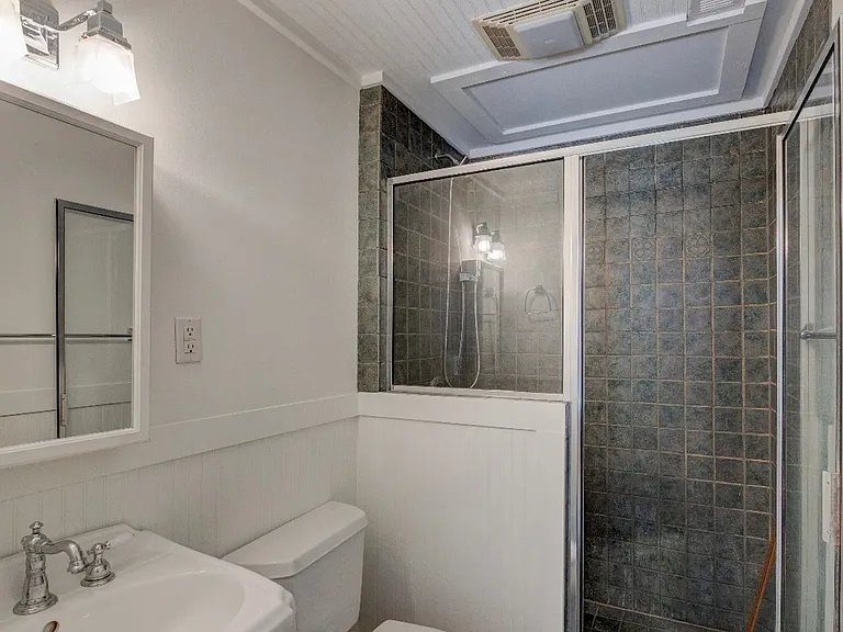 9 Shorter Cir SW — Photo 13