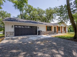 25 E Poplar Hill Dr, Columbia, MO 65203